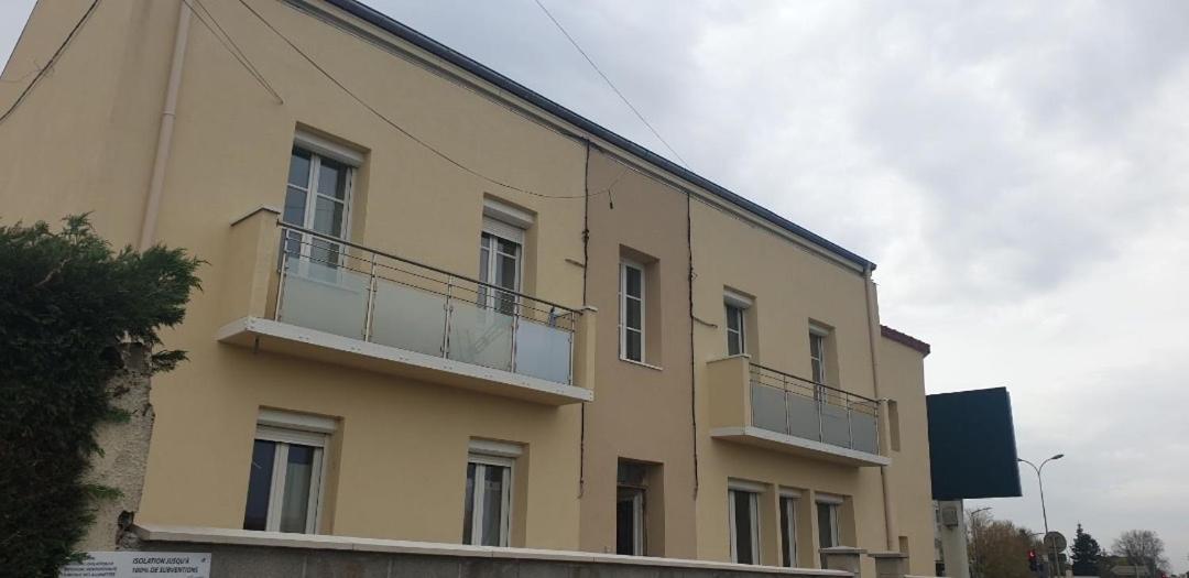 Апартаменты Le Duplex De Paris Чалон-Сур-Салне Экстерьер фото